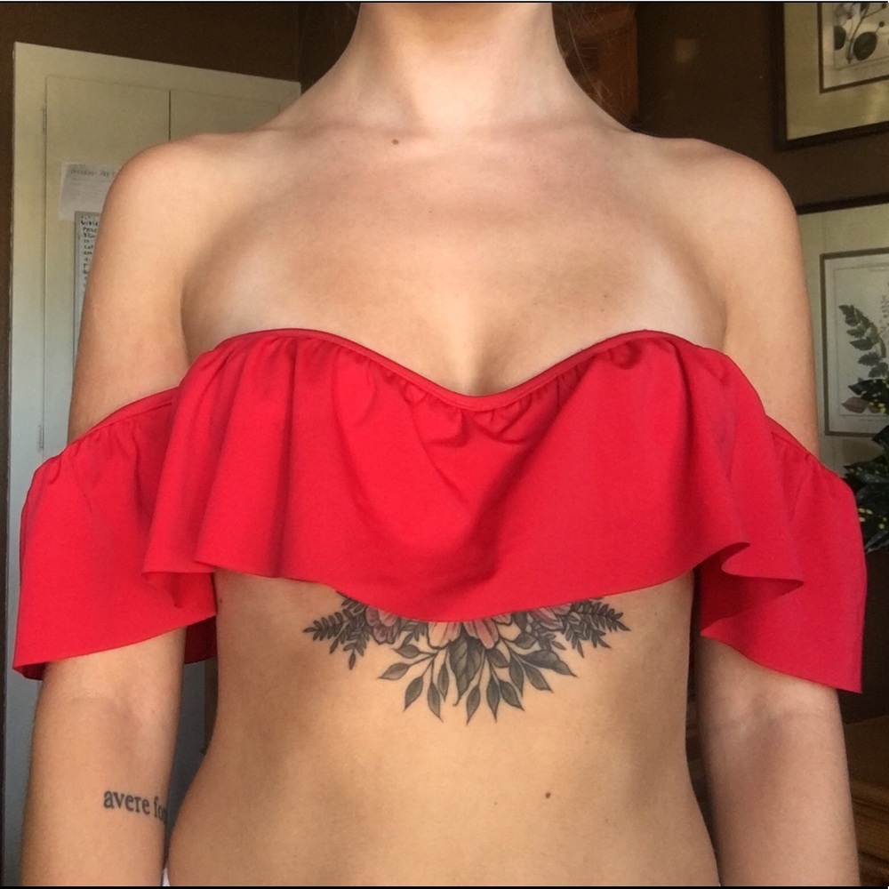 NWOT Red Gianni Bini Bikini Size M - Picture 2 of 8